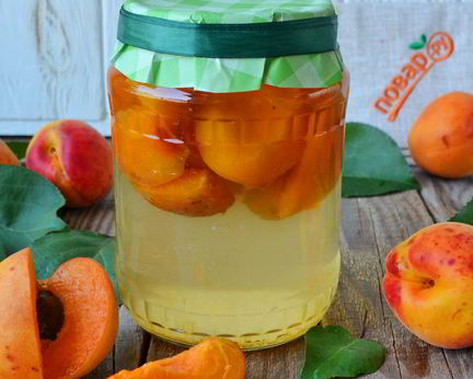 Абрикосовый компот
