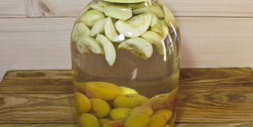 компот из абрикосов и яблок на зиму