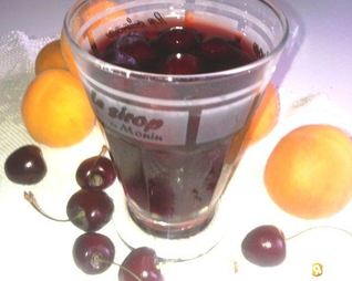 Компот из черешни