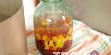 компот из красной смородины с апельсином