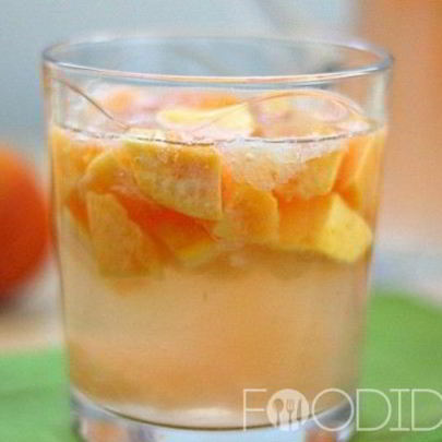 Компот из персиков