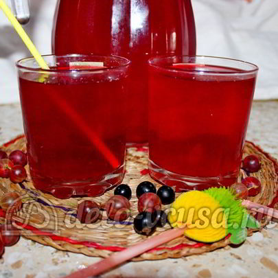 Компот из смородины и крыжовника