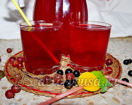 Компот из смородины и крыжовника