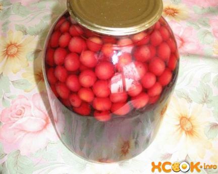 Компот из вишен с косточками на зиму