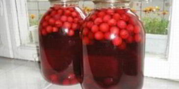 вишневый компот в банке