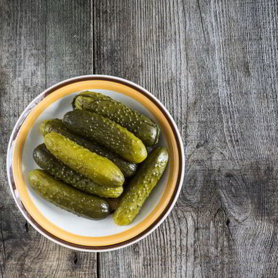 Квашеные огурцы в банках