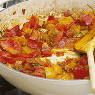 Лечо с копченостями