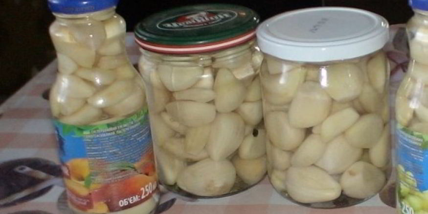 Рецепт маринованного чеснока на зиму