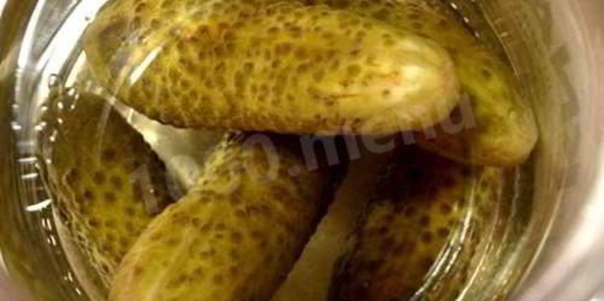 Рецепт маринованных острых огурцов с уксусом