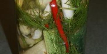 остренькие маринованные огурчики с укропом