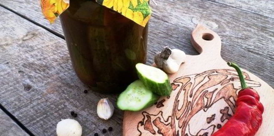 Рецепт огурчиков с кетчупом на зиму