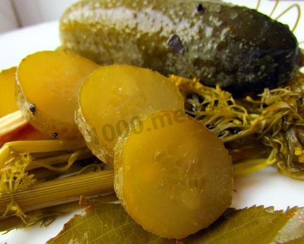 Огурцы квашеные в банках на зиму