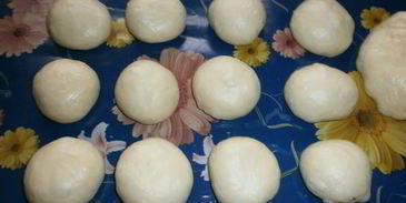 булочки с повидлом и штрейзелем