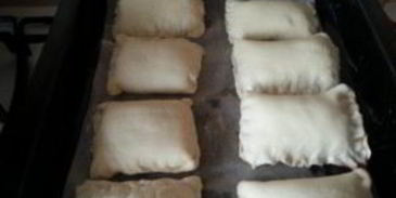 булочки с повидлом из дрожжевого теста