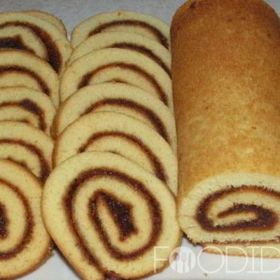 Рулет с повидлом