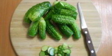 быстрые малосольные огурцы в пакете