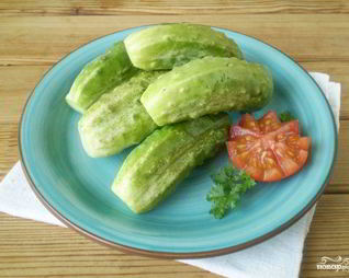 Малосольные огурцы