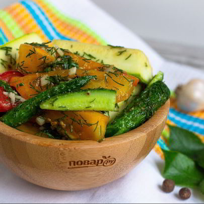 Малосольные овощи в пакете