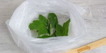 малосольные овощи в пакете