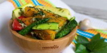 малосольные овощи в пакете