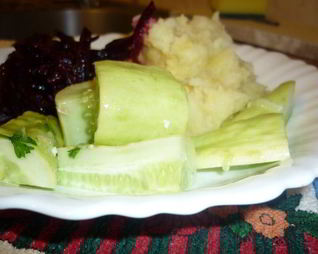 Огурчики ядреные, малосольные в собственном соку