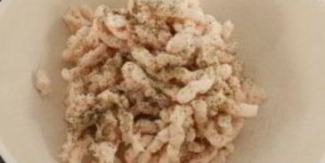 сало через мясорубку с чесноком