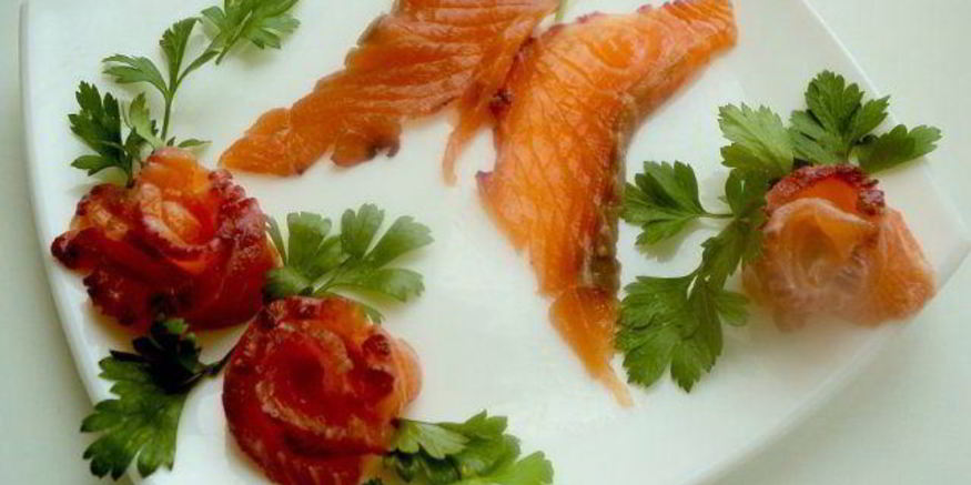 Рецепт семги малосольной с черной смородиной