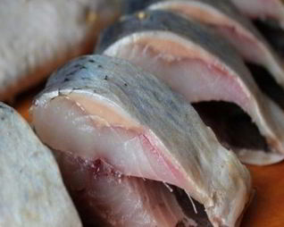 Соленая селедка