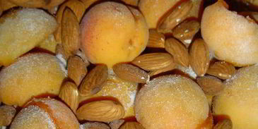 абрикосовое варенье с миндалем