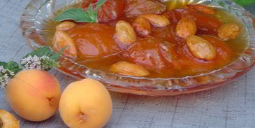 абрикосовое варенье с миндалем