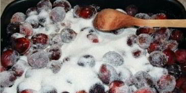 варенье из слив в духовке