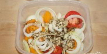 ароматная закуска из помидоров