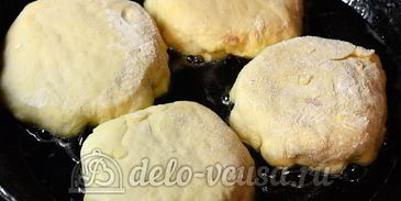 беляши с мясом