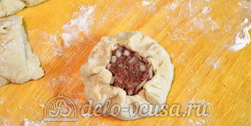 беляши с мясом