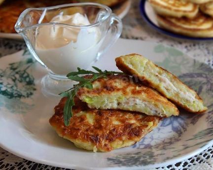 Ленивые беляши из кабачков