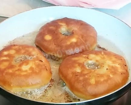 Сочные беляши с мясом на кефире