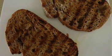 брускетта c жареным перцем