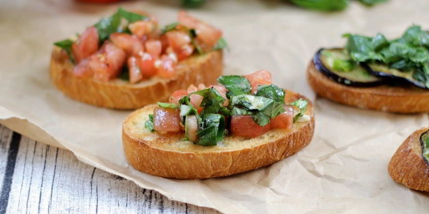 Рецепт брускетты с баклажанами и помидорами