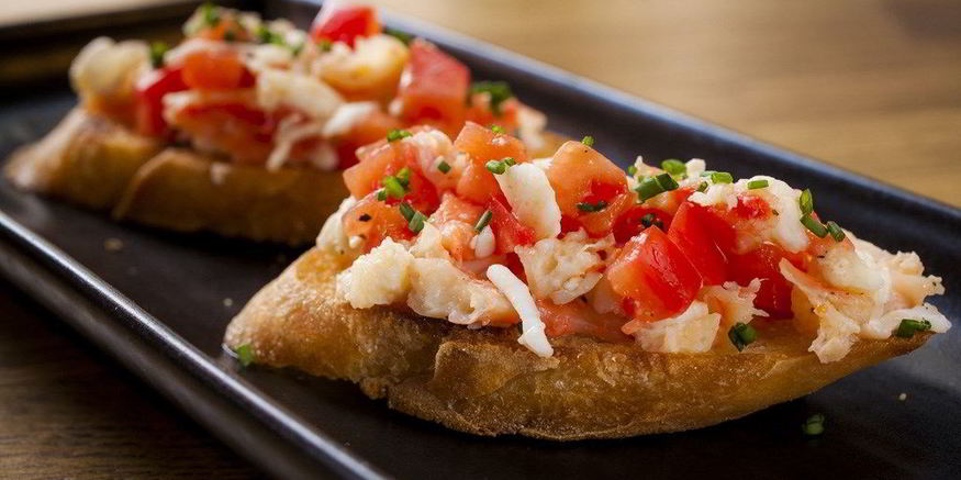 Рецепт брускетты с камчатским крабом