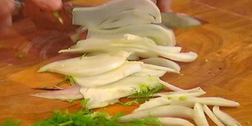 брускетта с крабами