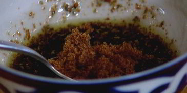 брускетта с помидорами-гриль и артишоками