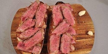 брускетта с ростбифом