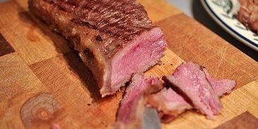 брускетта с ростбифом