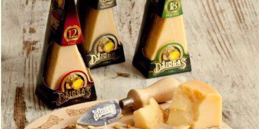 Рецепт брускетты с томатами, кедровыми орехами и сыром