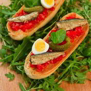 Рецепт Брускетты со шпротами