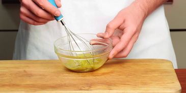 брускетты с тыквой и креветками