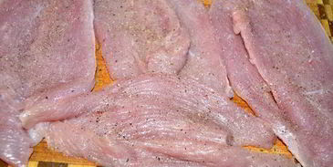 бургер с индейкой и сочными овощами