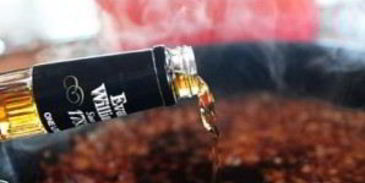 бургеры с мясом, виски и халапеньо