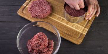 гамбургер с пикантной заправкой