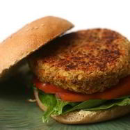 Рецепт Гамбургеров с котлетами из чечевицы, овощей и сыра